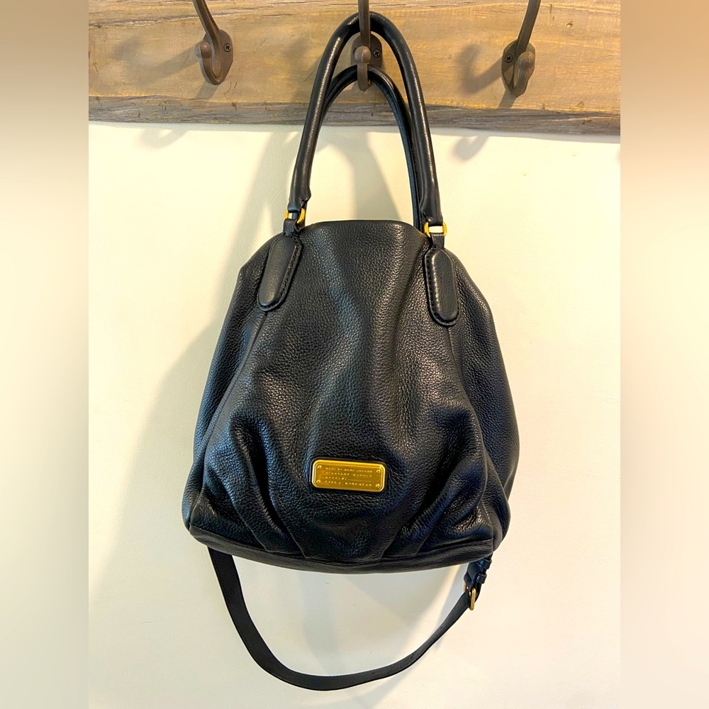 Black leather Marc Jacobs handbag - Picture 1 of 6